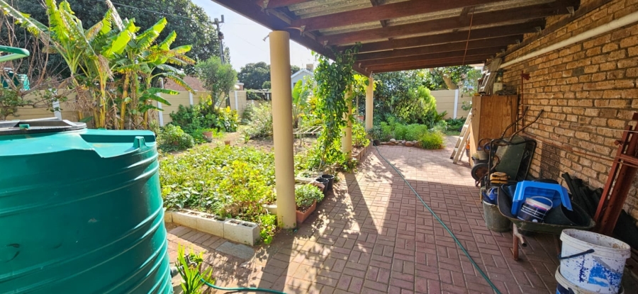 3 Bedroom Property for Sale in Stilbaai Wes Western Cape